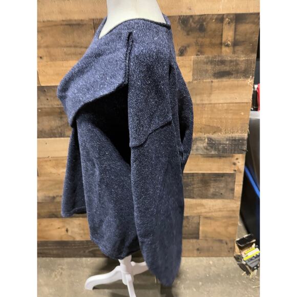 WhalerKnits- Navy Blue- Pull-over V Neck Sweater - Size XL - Picture 2 of 8